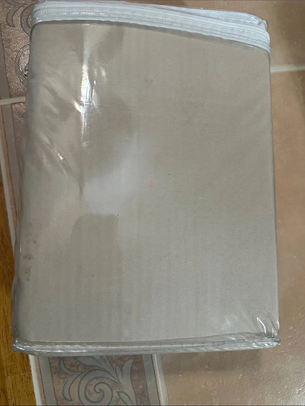 Empyrean Queen Fitted Sheet - Light Beige